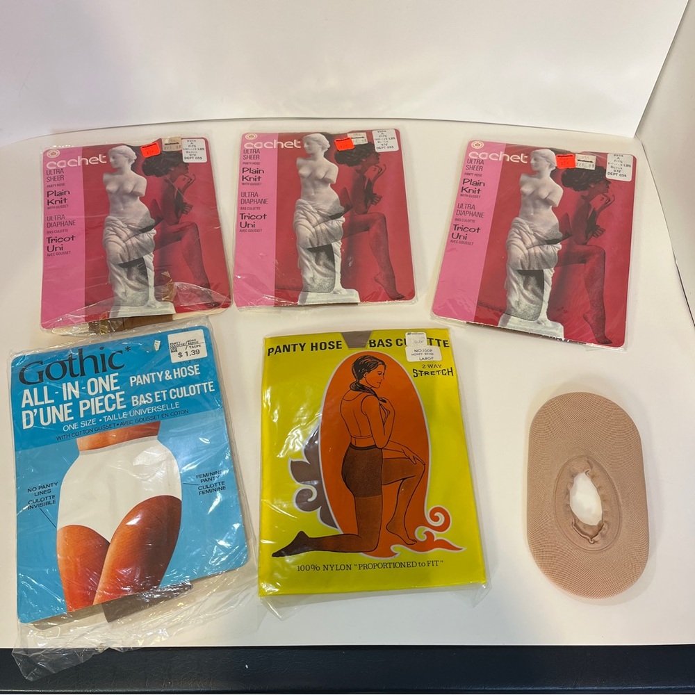 5/$25 Lot of 5 VTG Pantyhose Brand New Nylon Gothic Cachet Small One Size Large